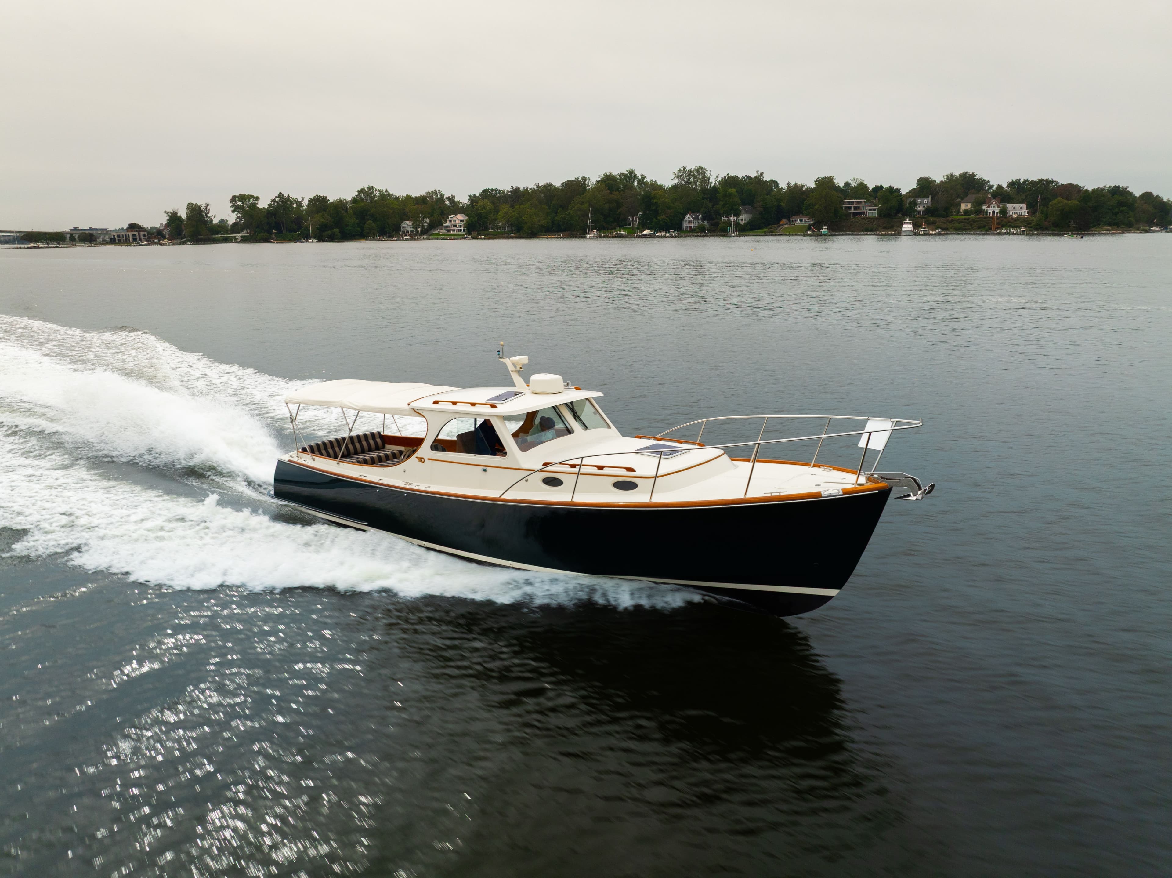 2000 Hinckley 36 in Annapolis, Maryland — listed by Yacht Brokers of Annapolis